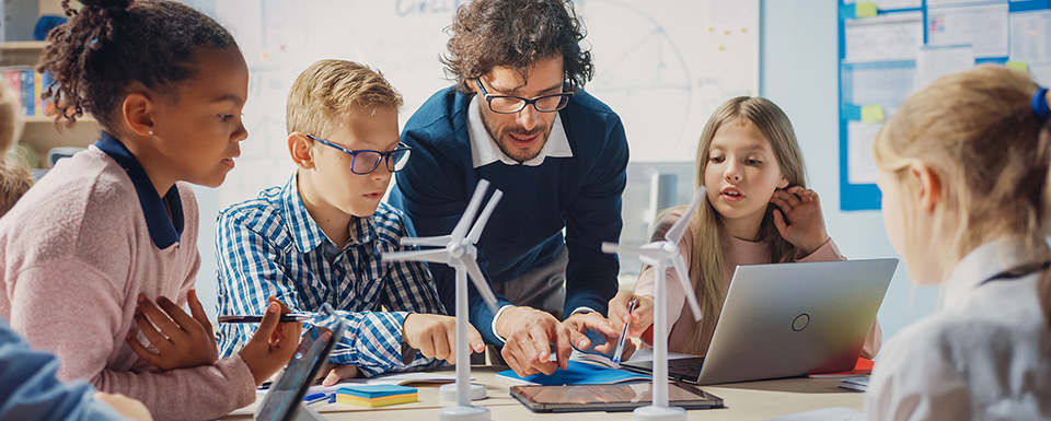 Bild zu Schulleiter für Ersatzschule (m/w/d)